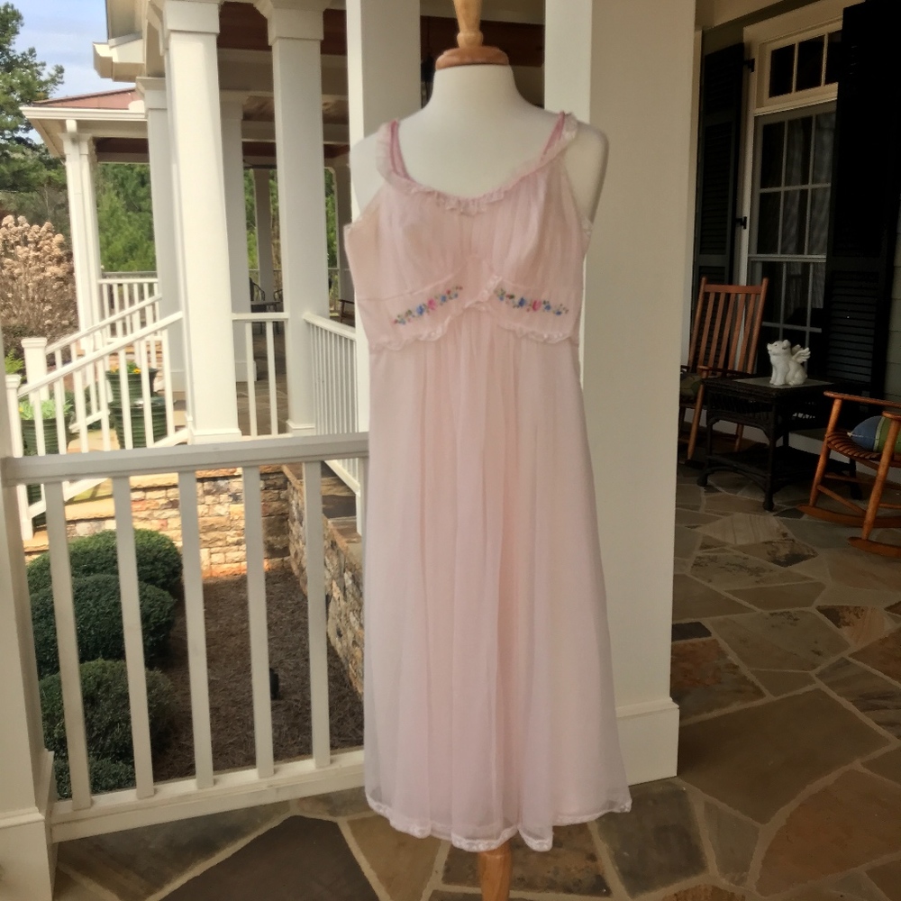 Beautiful Vintage Gown
